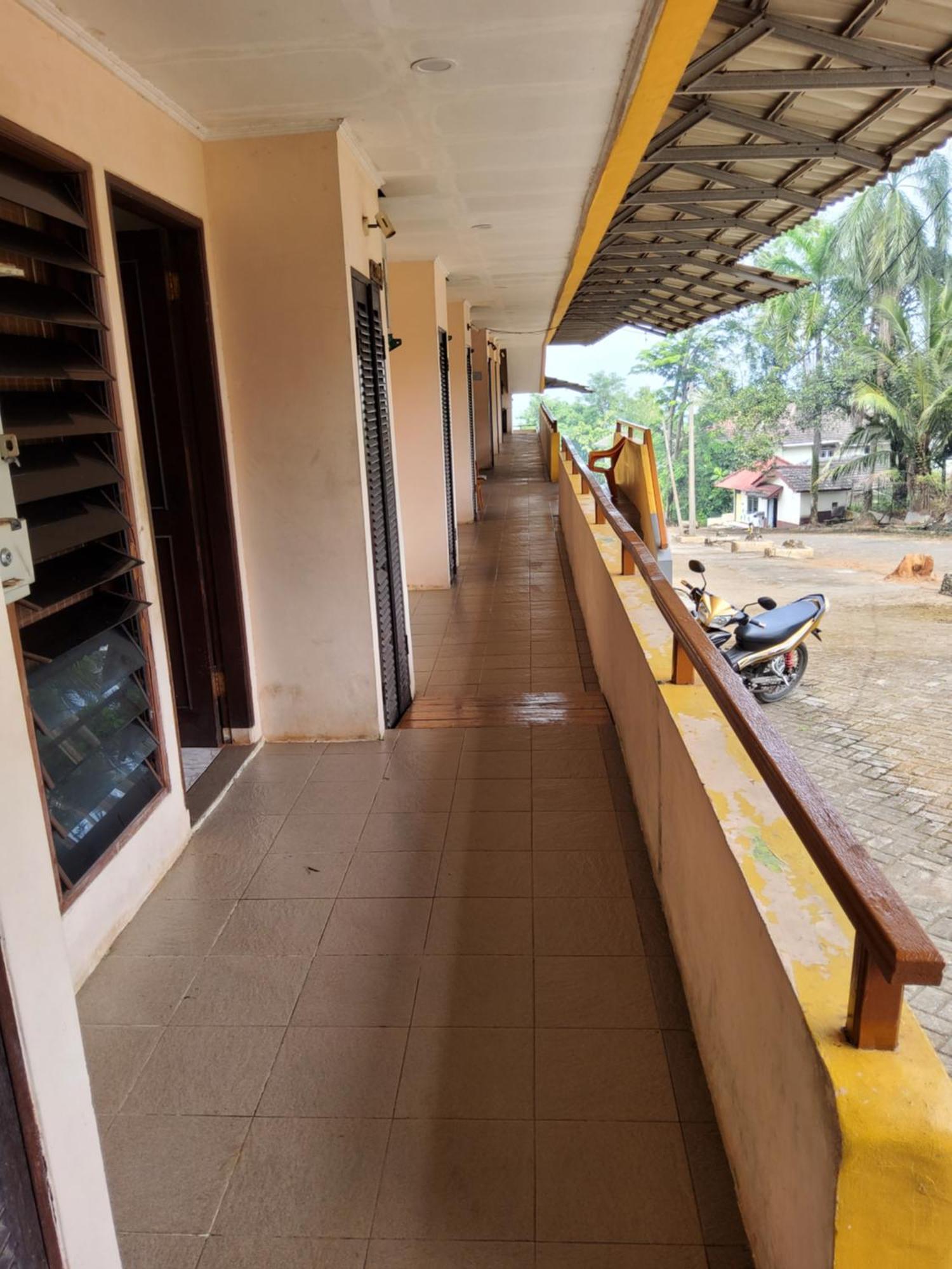 Hotel Kumala Samudra Cikakak ภายนอก รูปภาพ